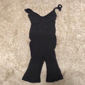 SKIMS SCULPTING BODYSUIT MID THIGH